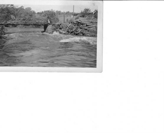 iron bridge at mill 1942 flood 371